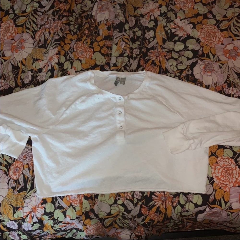 Cropped long sleeve